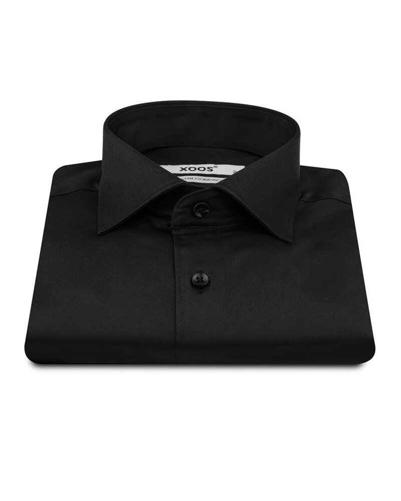 XOOS Men’s black cotton satin shirt with a cutaway collar