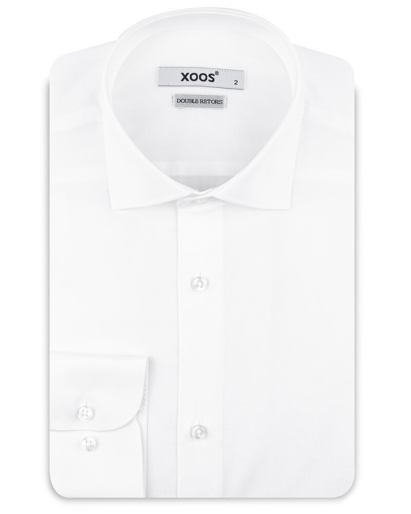 XOOS Men’s white twill shirt with a cutaway collar