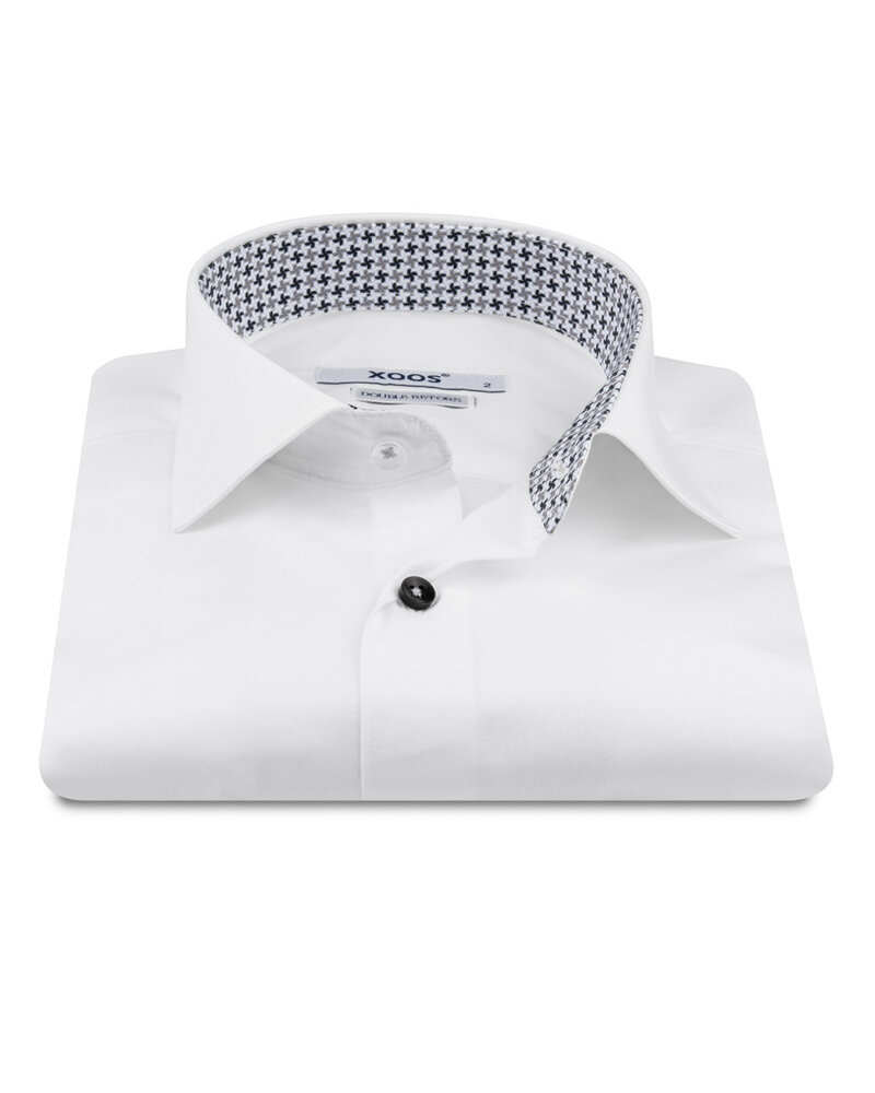 XOOS Men’s white shirt with grey houndstooth lining and matching multicolored buttons (Double Twisted)