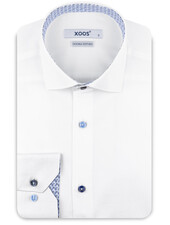 XOOS Chemise homme blanche à doublure ciel imprimée et boutons multicolores assortis (Double Retors)