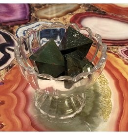 25-30mm BLOODSTONE Pyramid