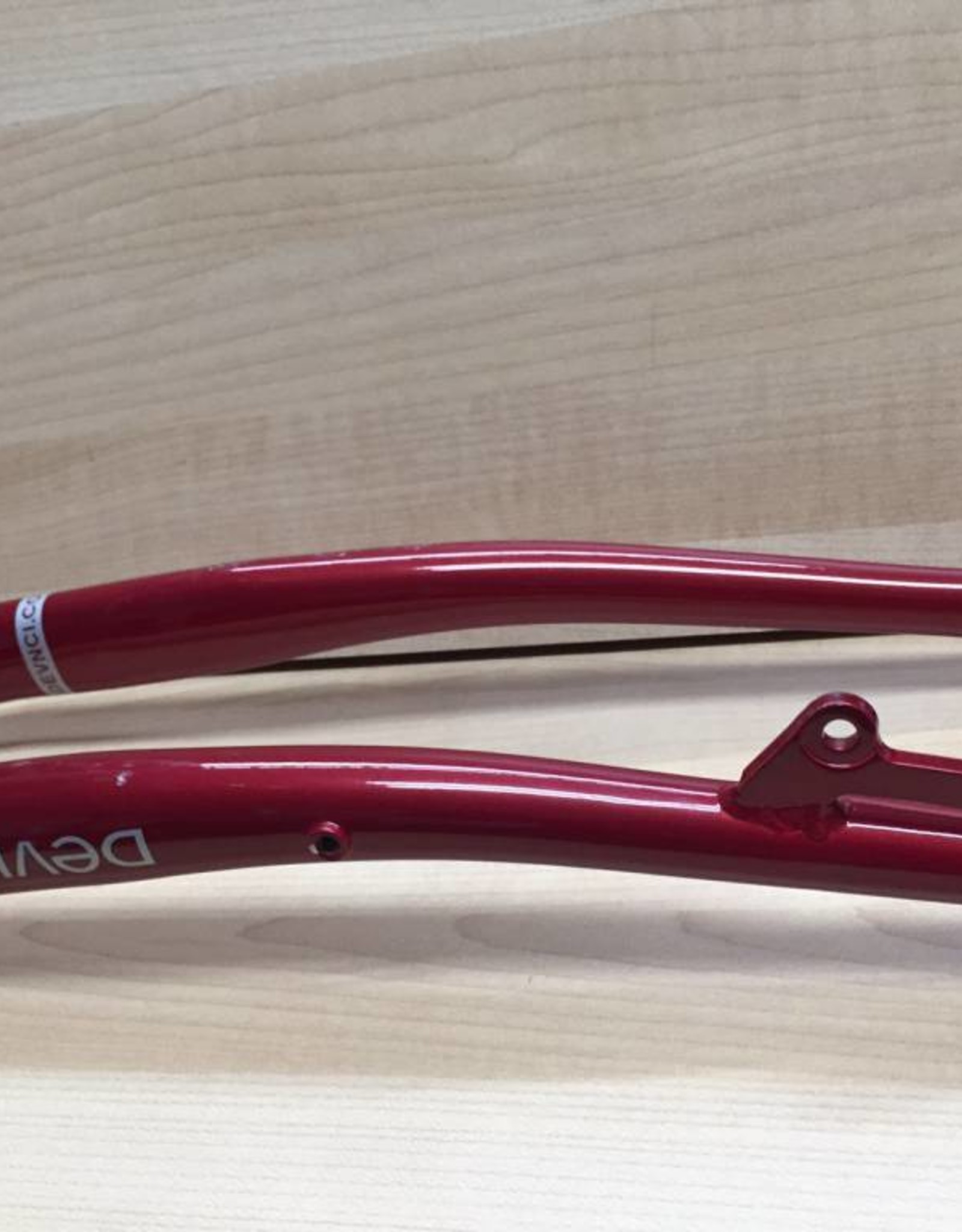 Fourche acier Devinci Amsterdam rouge 700c 1 1/8'' à disc