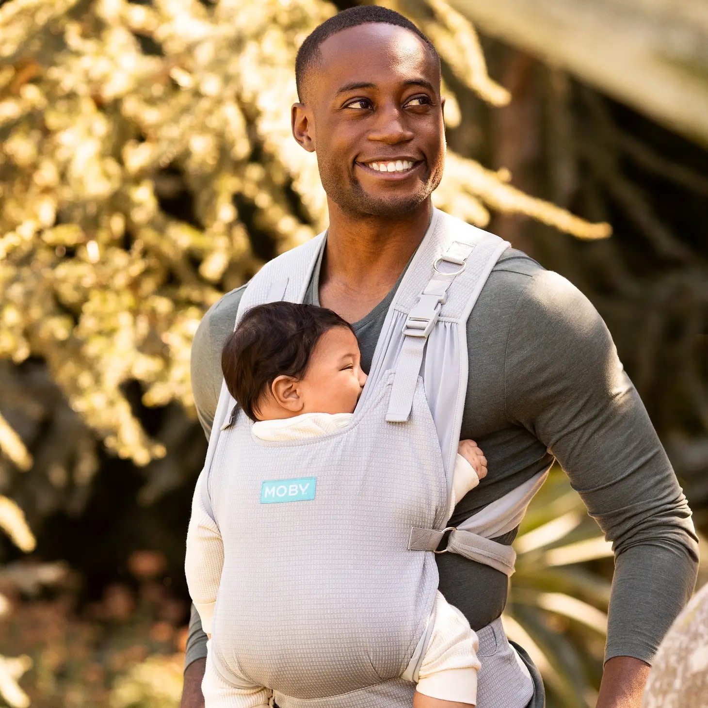 Moby hybrid sale carrier