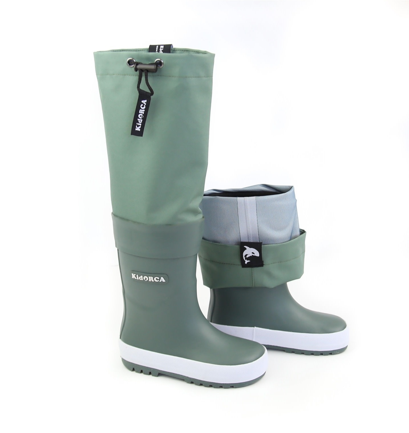 Trace rain boots