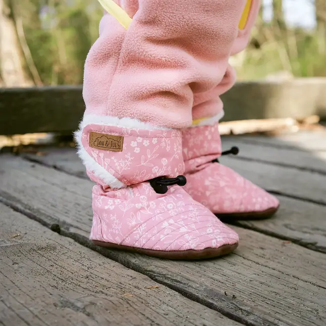 Jan & Jul Stay-Put Trail Booties - Prairie Flowers Jan & Jul Stay-Put Trail Booties - Prairie Flowers