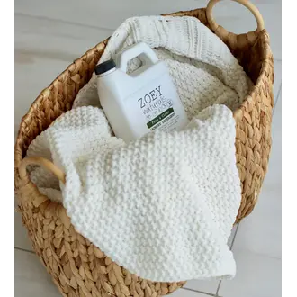 Zoey Naturals Zoey Naturals Free & Clean Laundry Detergent Zoey Naturals Zoey Naturals Free & Clean Laundry Detergent