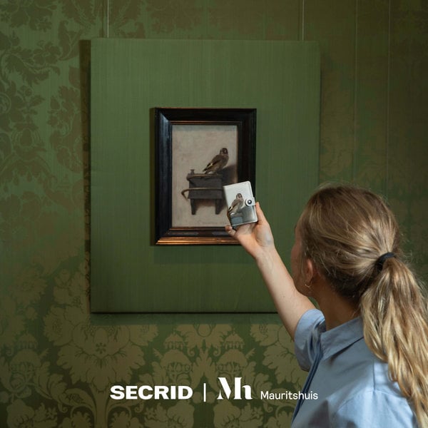 SECRID ART COLLECTION MINIWALLET FABRITIUS - THE GOLDFINCH - MARUITSHUIS