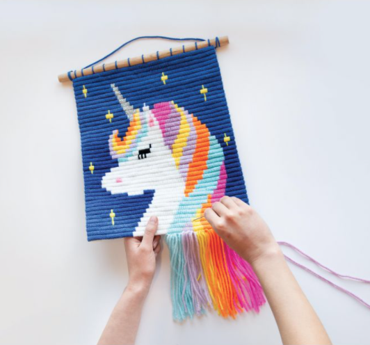 ISAlbi Make Your Own Wall Hanging - Unicorn