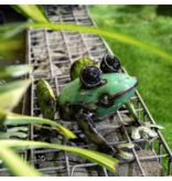 Think Outside Up Cycled Metal Frog - Small