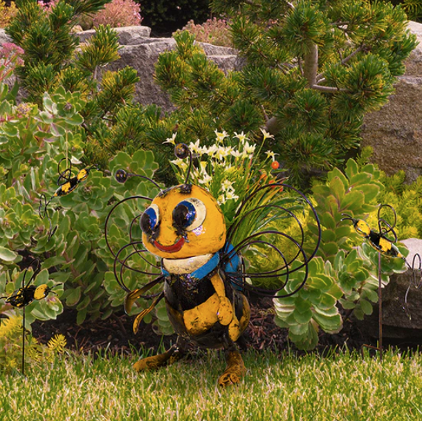 Think Outside Buzzy Bee Planter