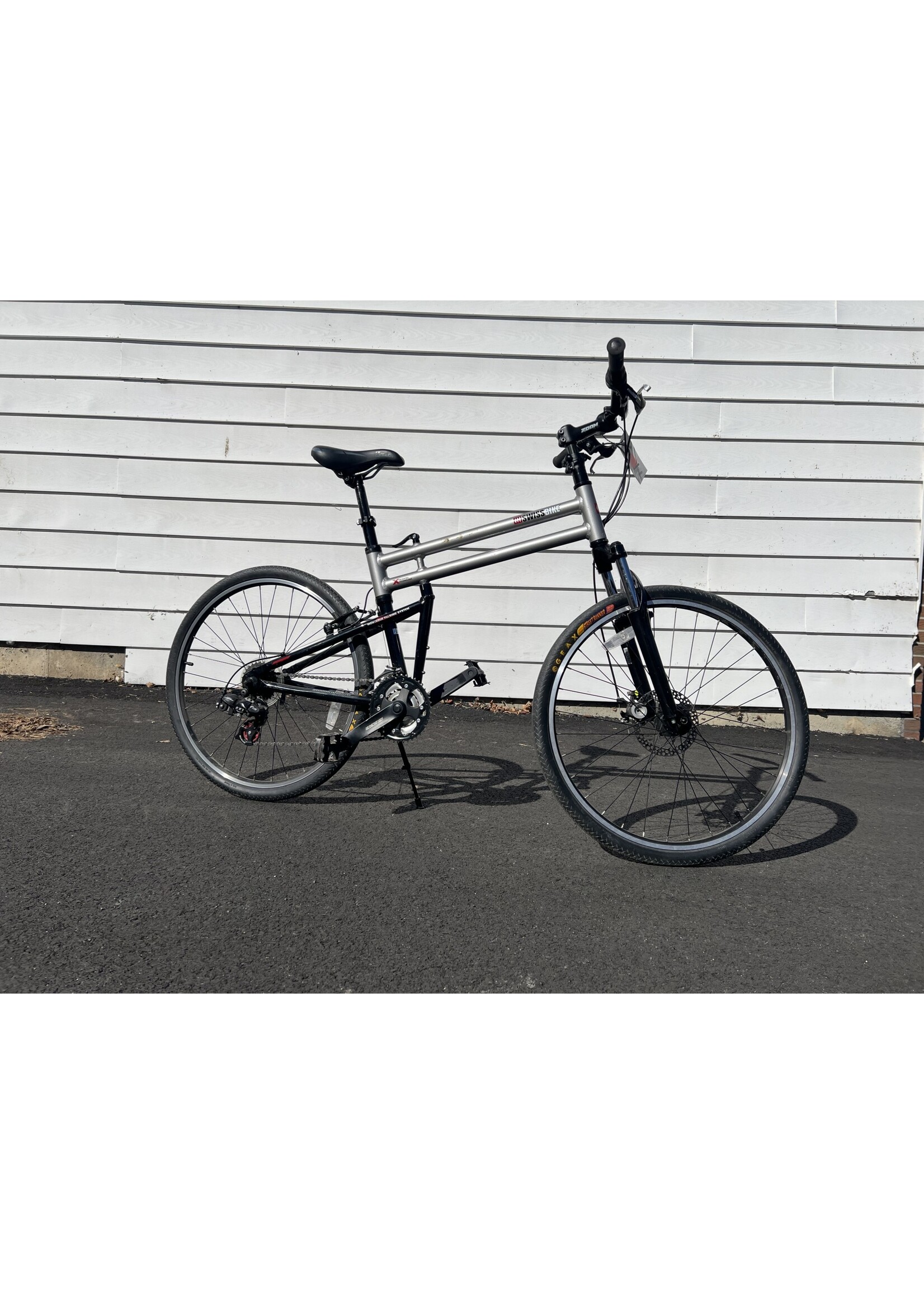 USED 2009 Montague Bikes Swissbike TX Medium Vermont Bicycle Shop