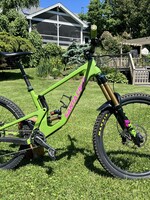 USED 2022 Santa Cruz Nomad CC X01 Eagle AXS Medium
