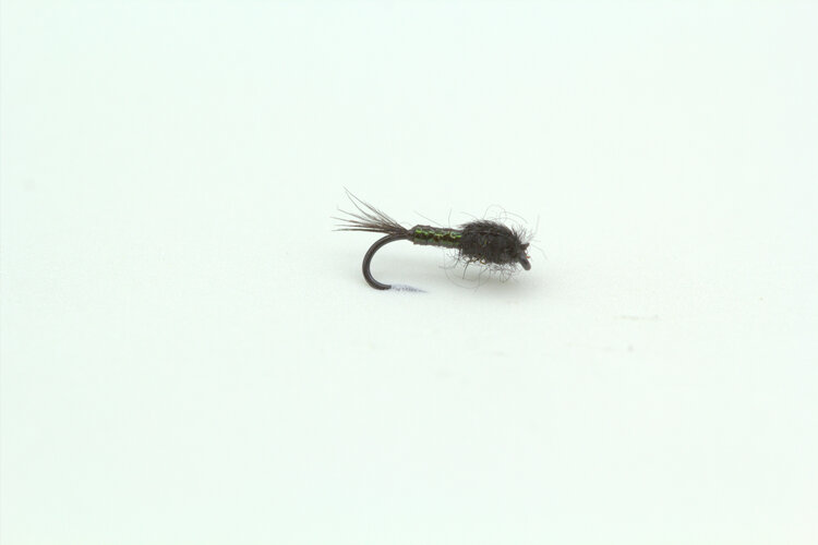 Ugly Bug Fly Shop Skinny Mayfly #18