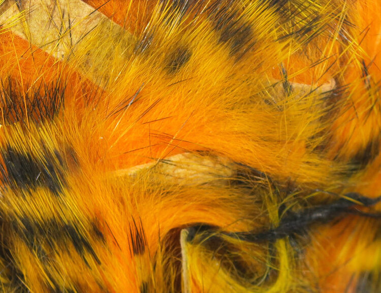 Hareline Dubbin HARELINE MAGNUM TIGER BARRED STRIPS