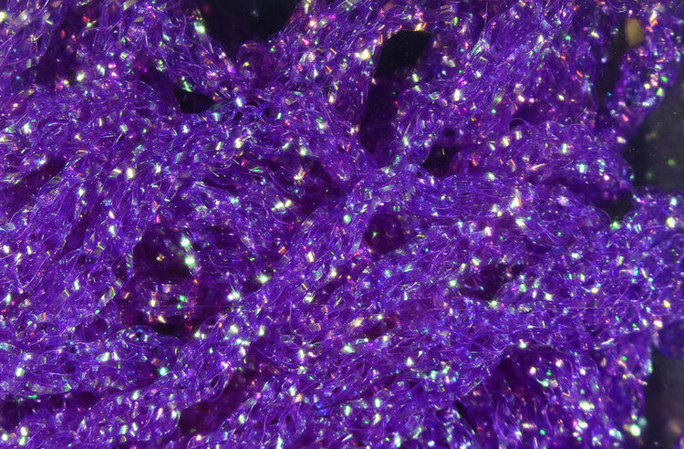 Hareline Dubbin DYED PEARL DIAMOND BRAID