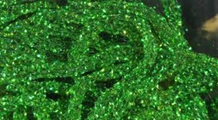 Hareline Dubbin DYED PEARL DIAMOND BRAID