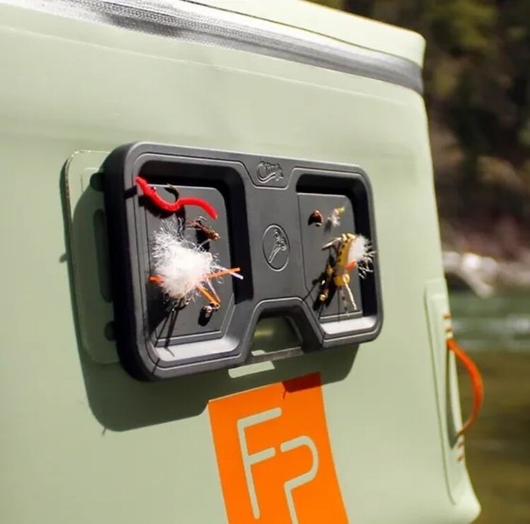 CLING MAG GRAB DELTA