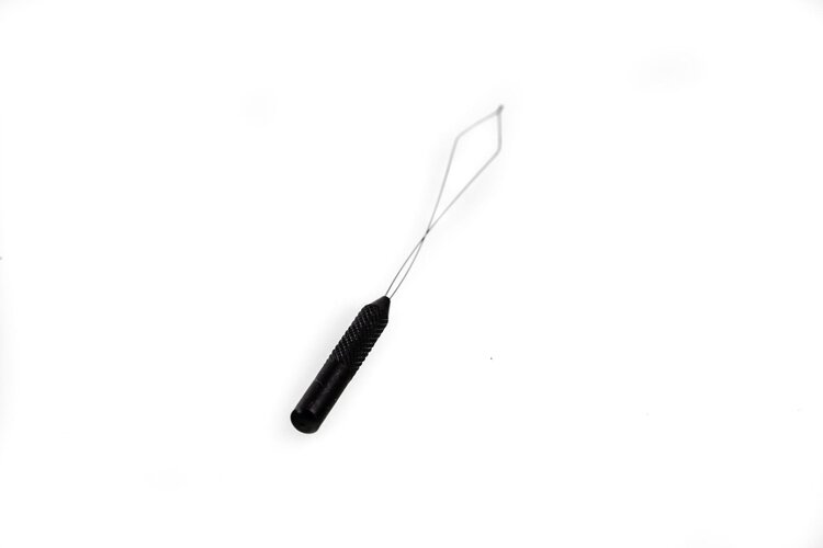 Hareline HARELINE BOBBIN THREADER BLACK HANDLED