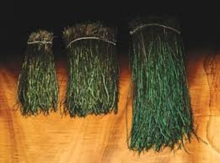 Hareline Dubbin HARELINE STRUNG PEACOCK HERL 5-7"