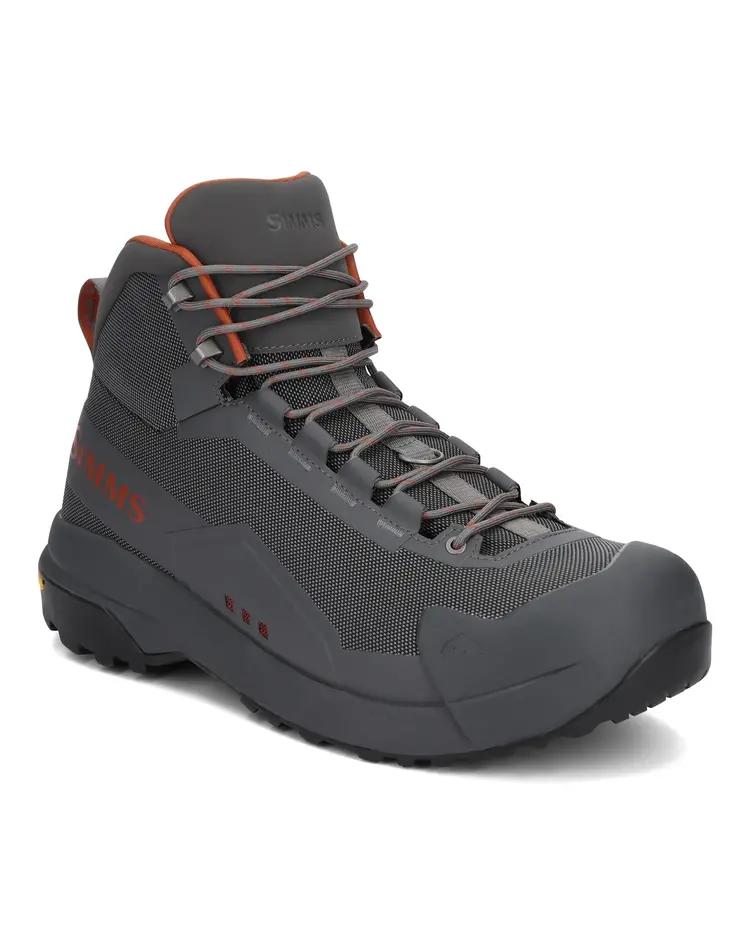 SIMMS MEN'S FLYWEIGHT BOOT- VIBRAM SOLE