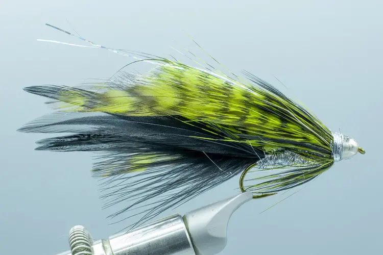 Ugly Bug Fly Shop DELEKTA'S SCREAMER OLIVE/BLACK #6 PER 3