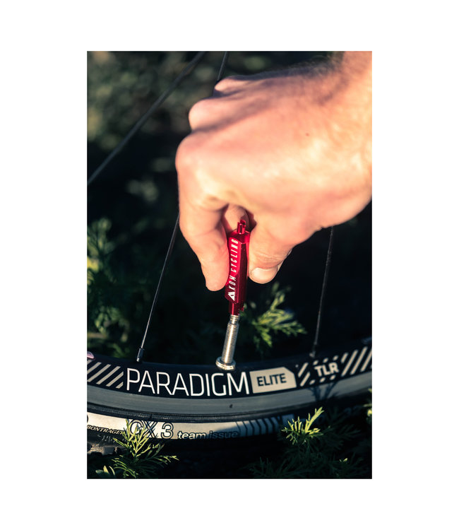 Kom Tire Lever Tool with Valve Core Combo