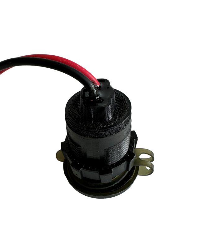 YakPower Dual USB-C and USB QC3.0 Fast Charging Port With Volmeter