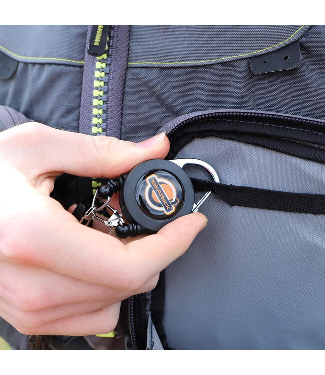 Yakattack Double Attachment Clip-On Retractor With Dual 18in Nylon Cord