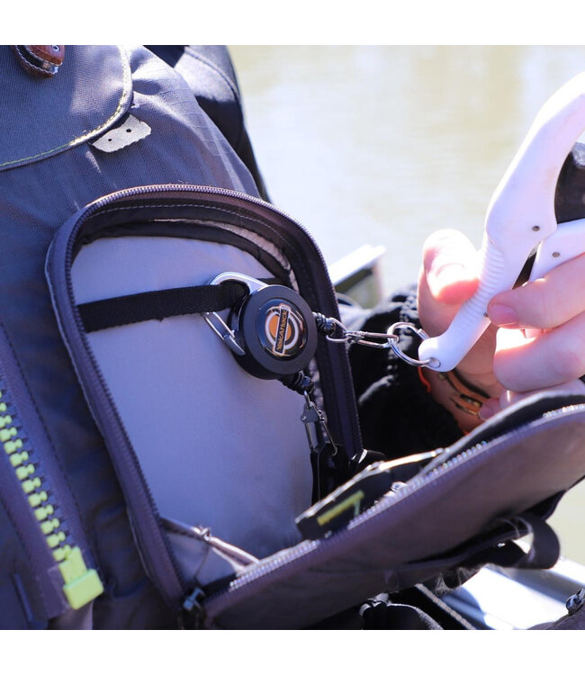 Yakattack Double Attachment Clip-On Retractor With Dual 18in Nylon Cord