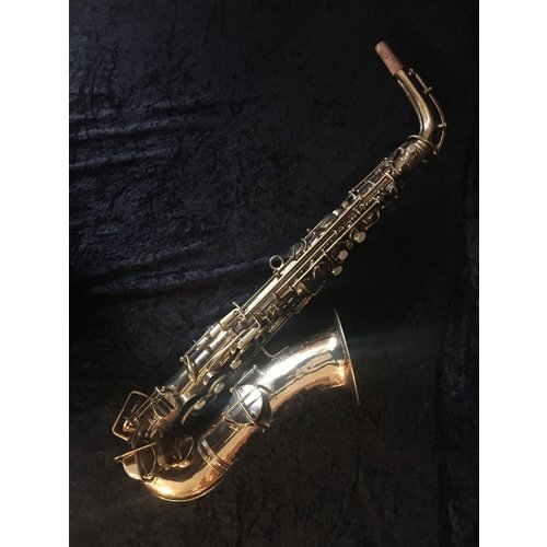 Holton Elkhorn Alto Saxophone - PRE-OWNED Holton Elkhorn Alto Saxophone - PRE-OWNED