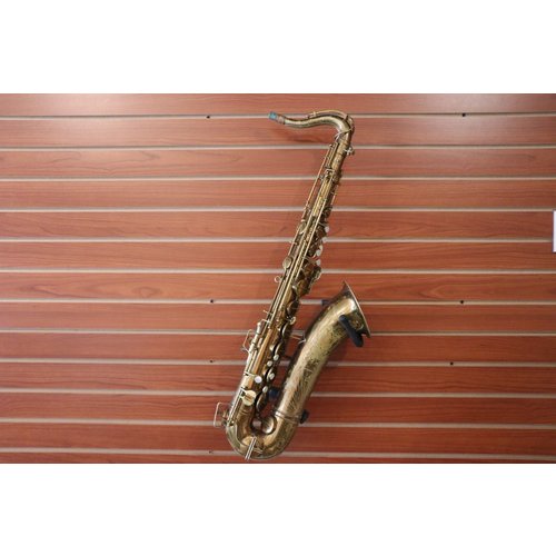 Buescher Aristocrat Tenor Saxophone PREOWNED Buescher Aristocrat Tenor Saxophone PREOWNED