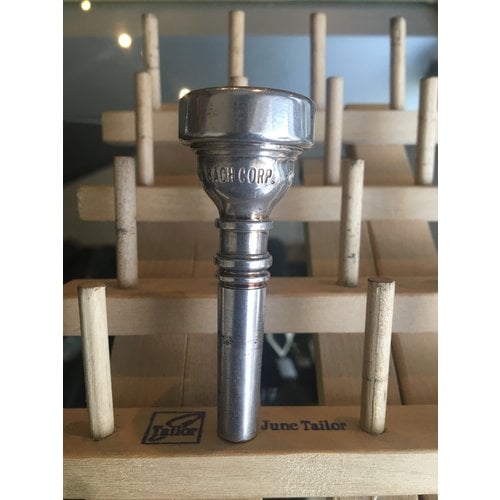 Bach 10 1/2C Cornet Mouthpiece PREOWNED Bach 10 1/2C Cornet Mouthpiece PREOWNED