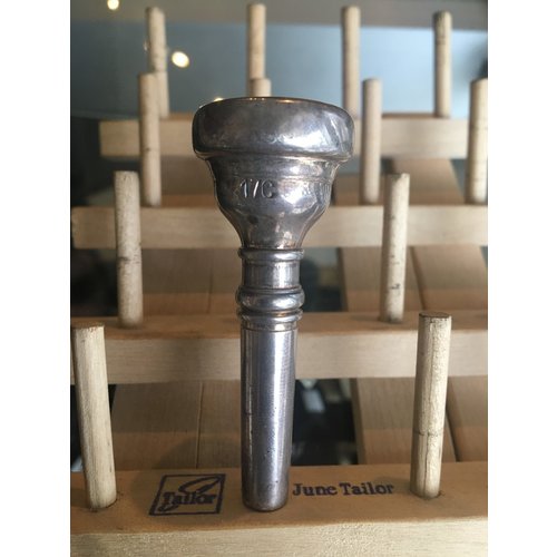 Bach New York 17C Cornet Mouthpiece PREOWNED Bach New York 17C Cornet Mouthpiece PREOWNED