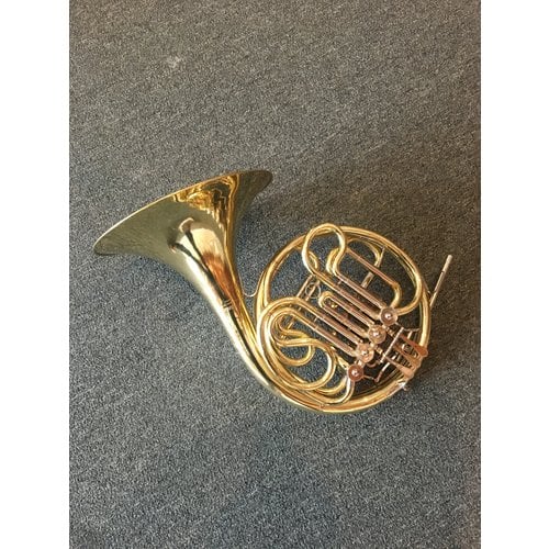 Yamaha YHR-567 Double French Horn - PRE-OWNED Yamaha YHR-567 Double French Horn - PRE-OWNED