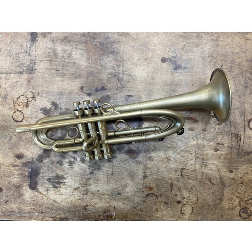Harrelson Summit Trumpet ~ PREOWNED Harrelson Summit Trumpet ~ PREOWNED