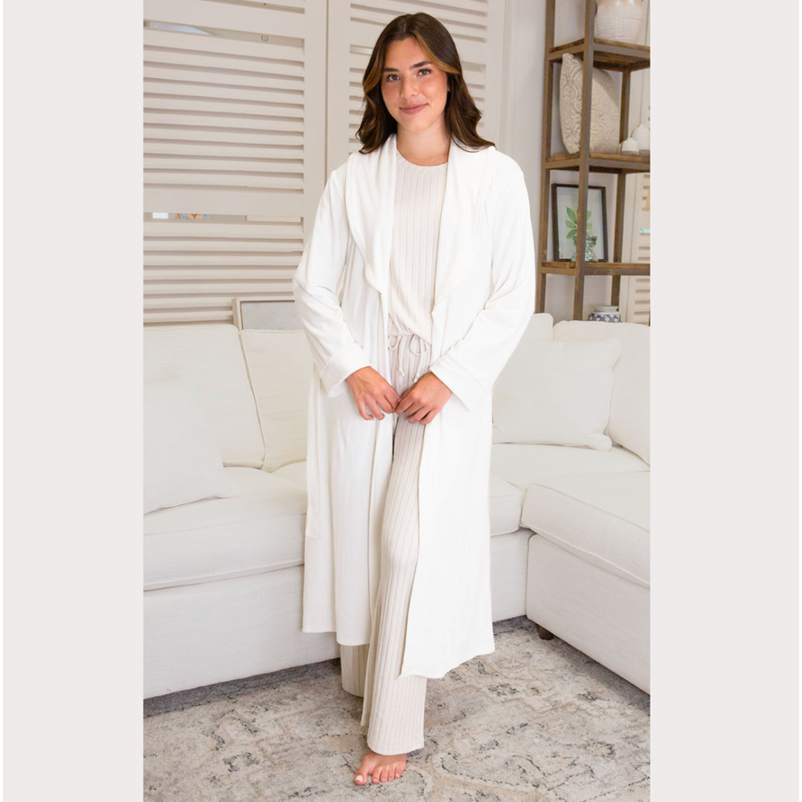 (L/XL) Women's Classic Harbin Robe WHT