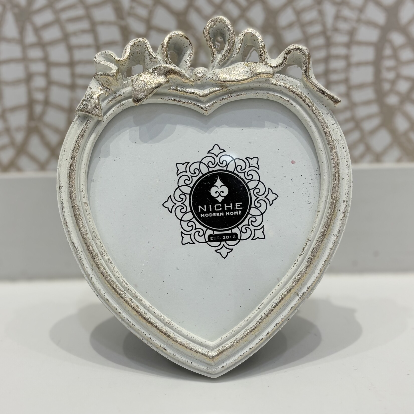 Ivory/Gold Heart Bow 5x5 Frame