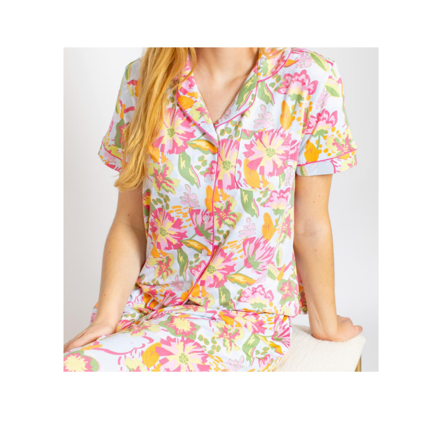 Women's Summer Bouquet Short Sleeve Button Up Sleep Shirt SMALL