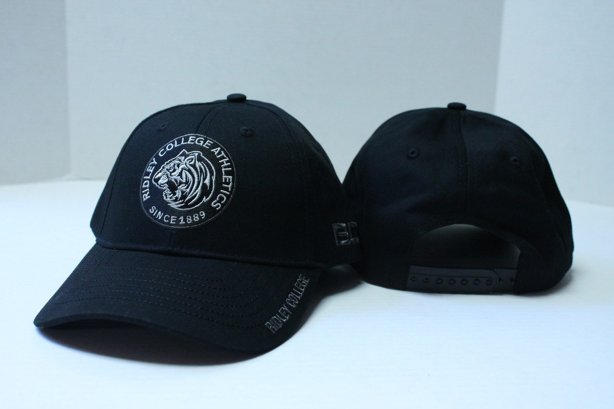 Ball Cap Bardown Blacked Out