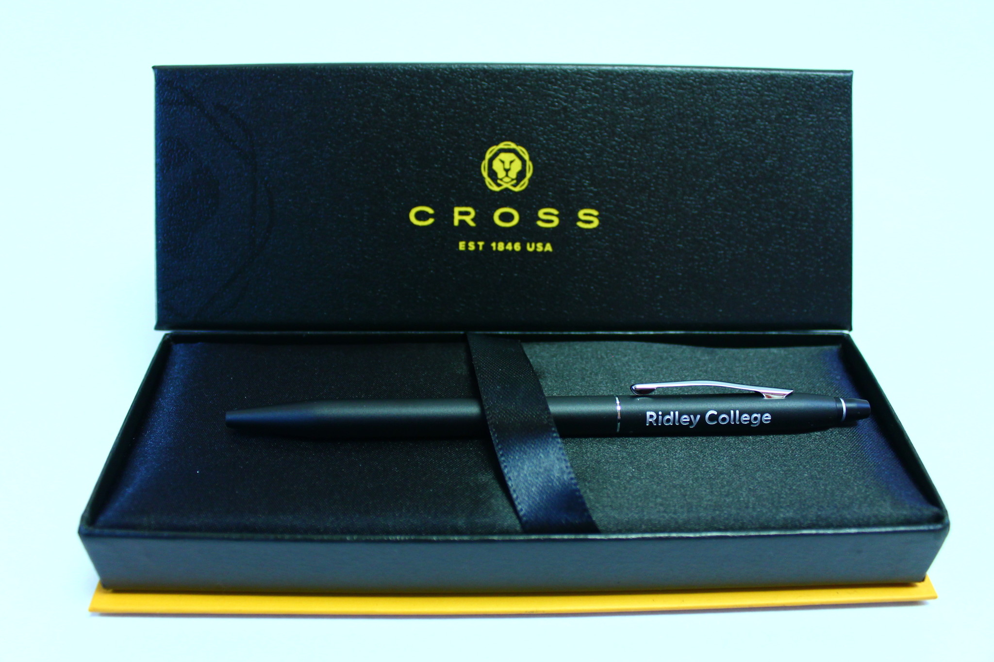 Pen Ballpoint Cross Click