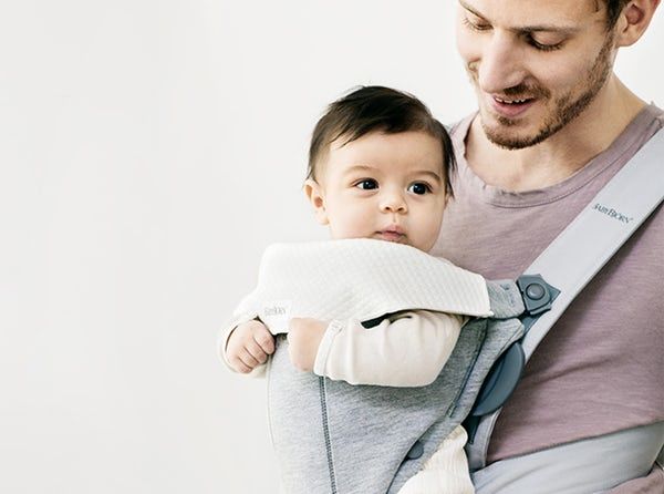 BabyBjorn BabyBjorn Bib for Baby Carrier Mini, 2 pack, White