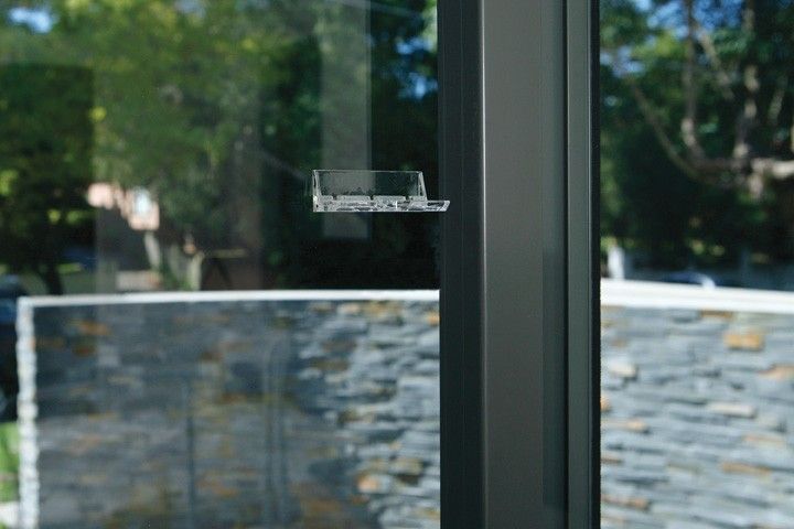 Dreambaby Dreambaby Adhesive Fold-Away Door & Window Locks