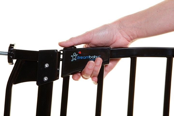 Dreambaby Dreambaby Chelsea Wide Xtra Tall Hallway Swing Closed Security Gate 1M High