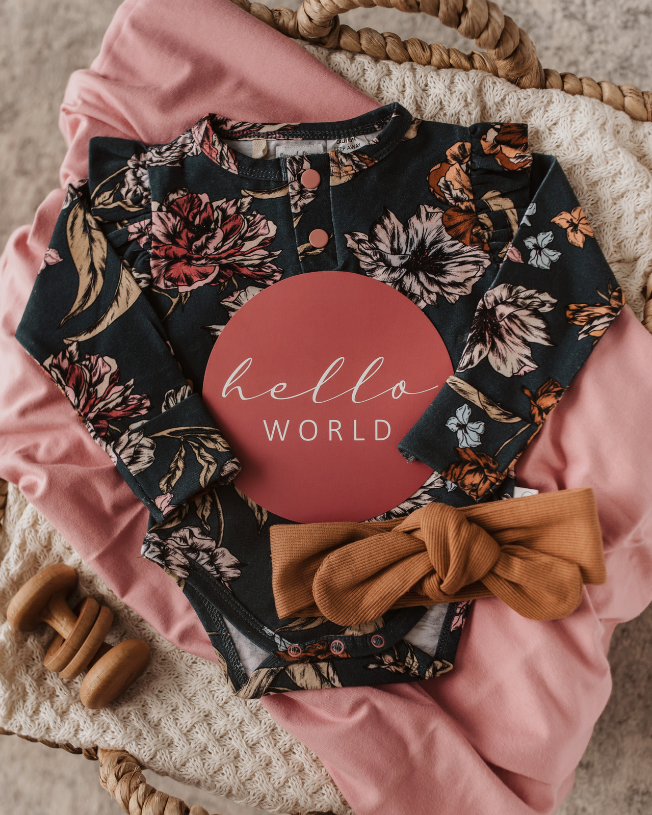 Snuggle Hunny Kids Snuggle Hunny Belle Long Sleeve Bodysuit - Newborn (0000)
