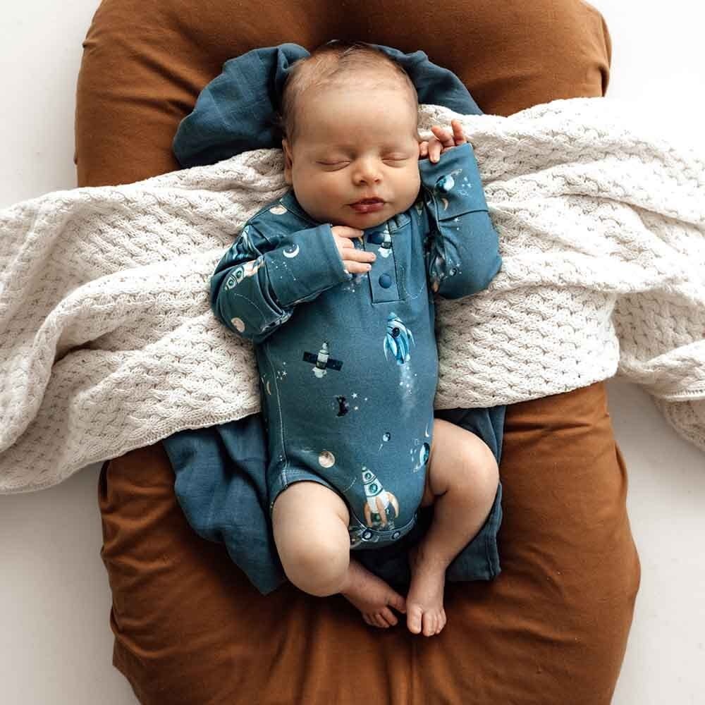 Snuggle Hunny Kids Snuggle Hunny Rocket Long Sleeve Organic Bodysuit - Size 1