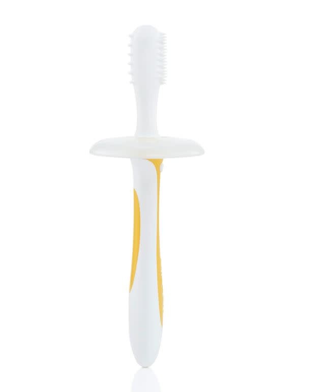 Pigeon Pigeon Training Toothbrush Step 1