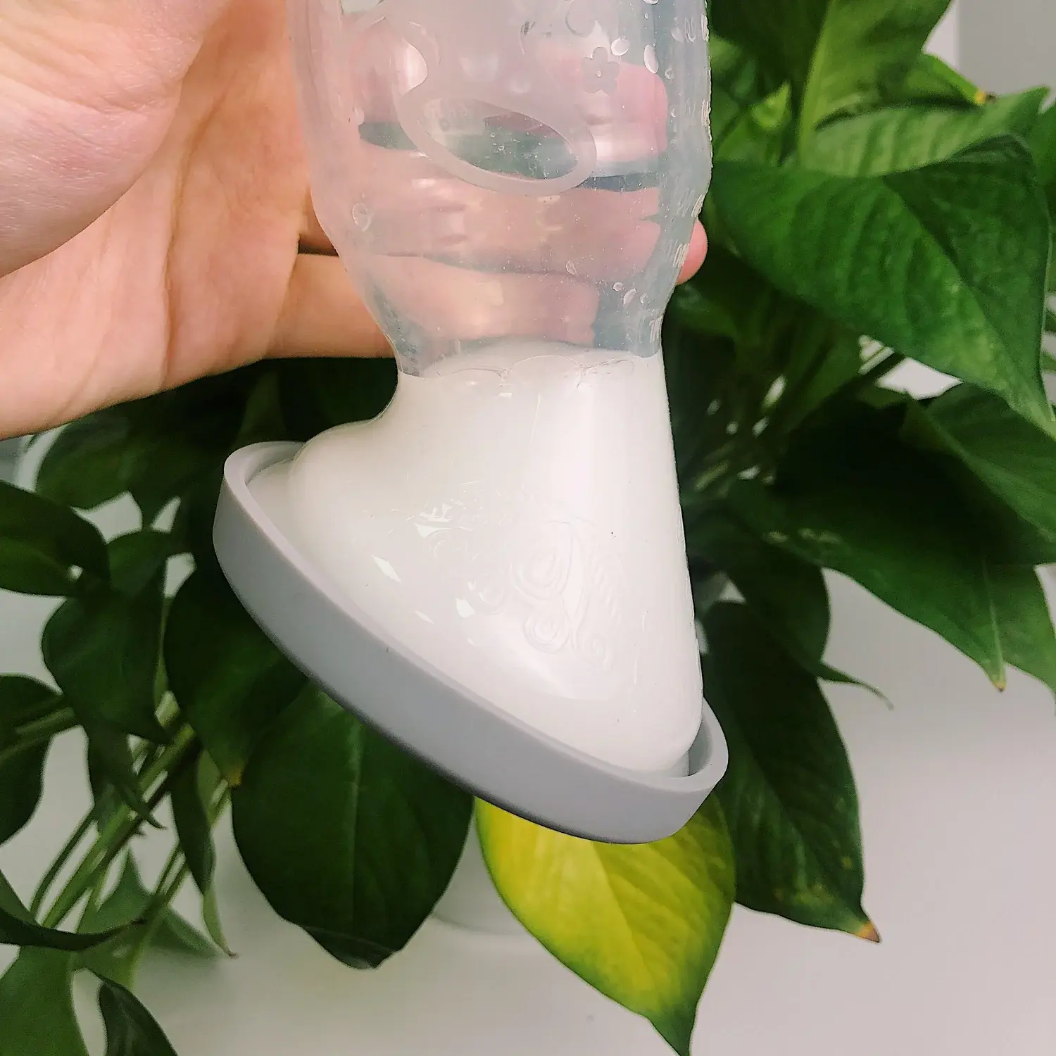 Haakaa Haakaa New Mum Starter Pack - White Stopper (Generation 2 150ml Pump)