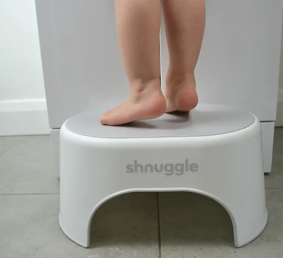 Shnuggle Shnuggle Step Stool - White