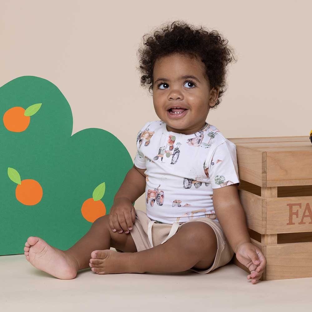 Snuggle Hunny Kids Snuggle Hunny Diggers & Tractors Short Sleeve Organic Bodysuit