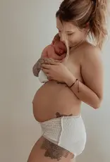 Bubba Bump Bubba Bump Disposable postpartum underwear (One Pack (8 Pairs) Medium